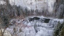 Les �chelles de la Mort: Via faite le... 31 d�cembre !! Un peu froid en bas, mais arriv�s au soleil, on �tait vraiment bien !