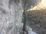 Rocher du Saint-Julien: d�but de la via num�ro un en partant de l'ouest du rocher, beaucoup de poign�es...