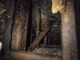 Les mines du Grand Cl�t: un puits pour mener � une galerie inf�rieure