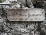 La Roche au Dade: Section du Nid de Faucon, ouvert de 1/7 au 31/12.  Bcp moins int�ressant si celle l� est ferm�e.