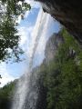 Rocher de l'Envers: Passage sous la cascade