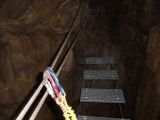Via souterrata de la Tune: La passerelle, et oui m�me sous terre il y a une passerelle
