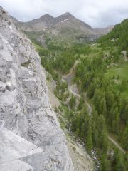Rouanne: LA vall�e de la Rouanne