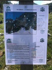 La cord�e des dahuts: Panneau descriptif de la via