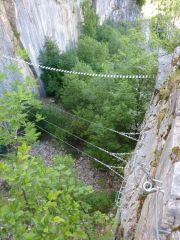 La Roche au Dade: Passerelle et pont flotant du d�part