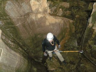 Via souterrata de la Tune: En bas d'une chemin�e