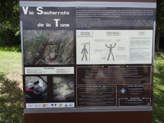 Via souterrata de la Tune: Panneau descriptif de la via