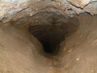 POISSON D'AVRIL: La via ferrata des Grottes de Choranche: Acc�s au parcours retour souterrain