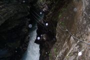 La via ferrata de Siala: Aprs la tyrolienne et le 2nd pont de singe