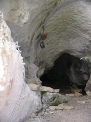 La via du Semnoz (ou du Maquis): Grotte du Maquis