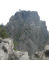 Les Pillots: Aprs le premier mur : arriv au collu et vu sur la face ouest de Roche corbire (site escalade)