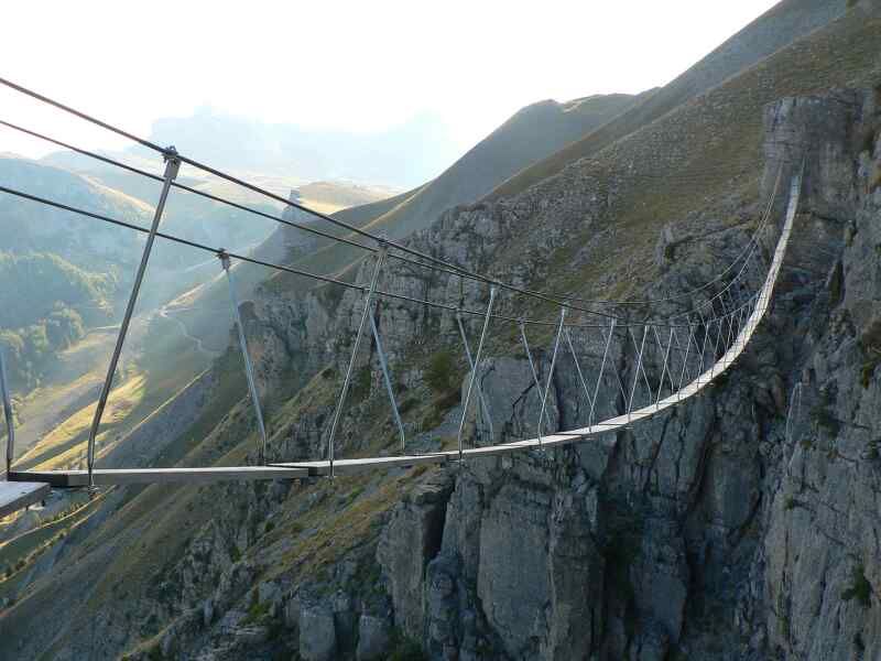 : auron034.jpg