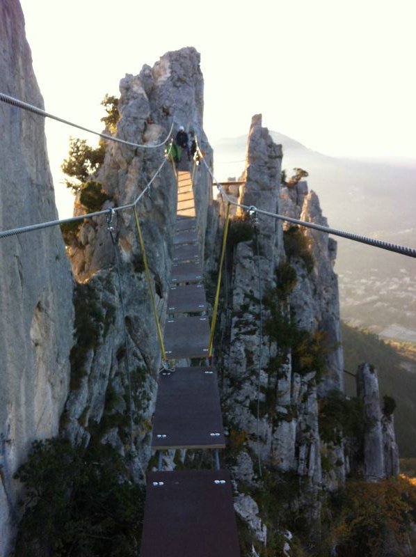 Rocher du Saint-Julien: buislesbaronnies011.jpg