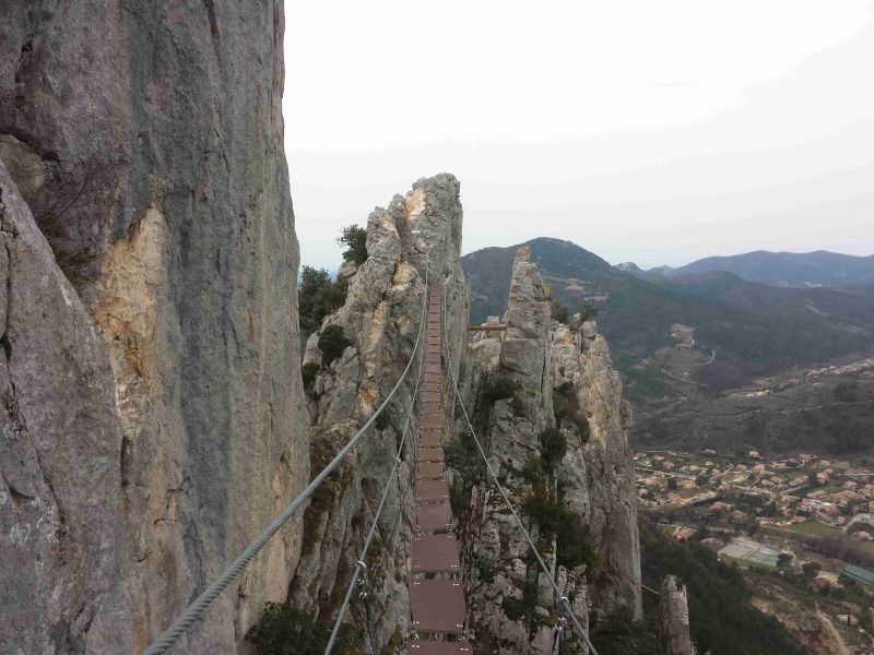 Rocher du Saint-Julien: buislesbaronnies038.jpg
