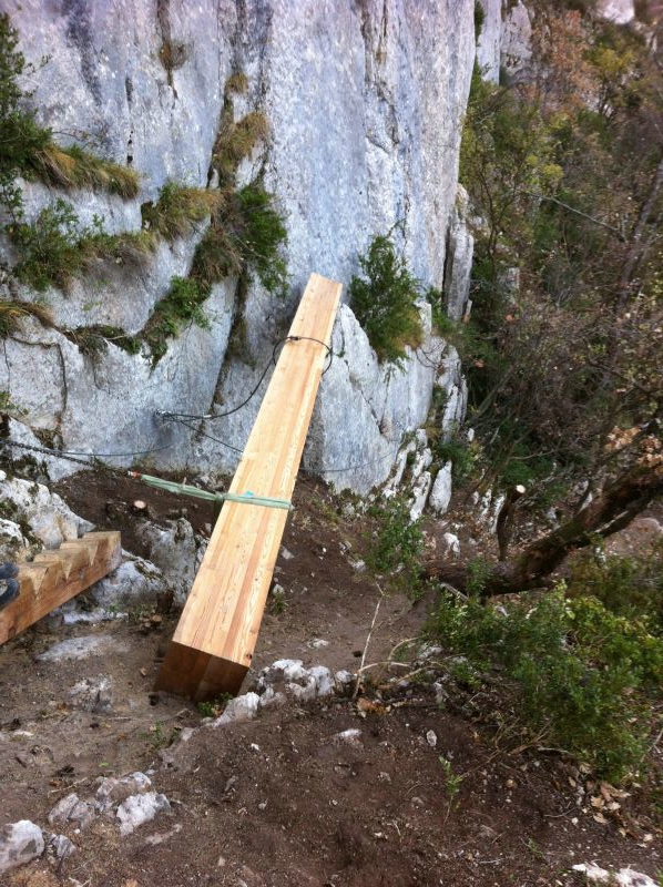 Rocher du Saint-Julien: buislesbaronnies050.jpg