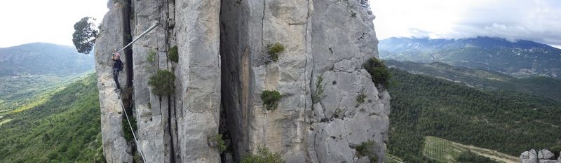 Rocher du Saint-Julien: buislesbaronnies104.jpg