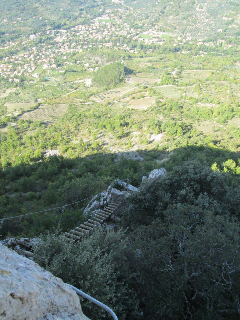 Rocher du Saint-Julien: buislesbaronnies114.jpg