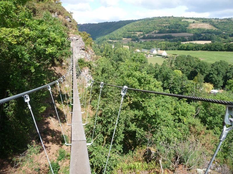Les rochers de la Cambronnerie: clecy004.jpg