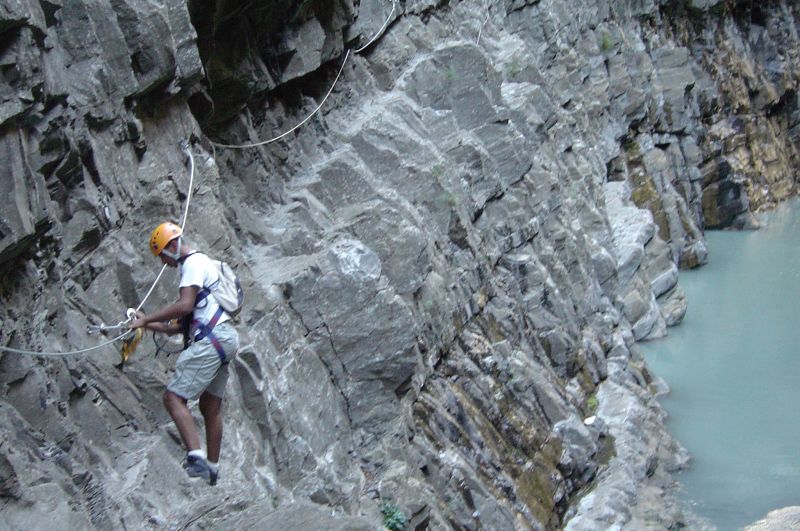 Le Grand Frisson: corpsbarragedusautet013.jpg