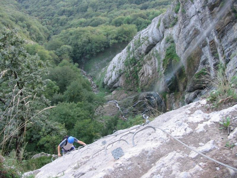 La vire des lavandi�res: crolles54.jpg