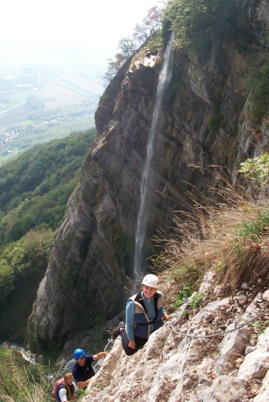 La vire des lavandi�res: crolles58.jpg