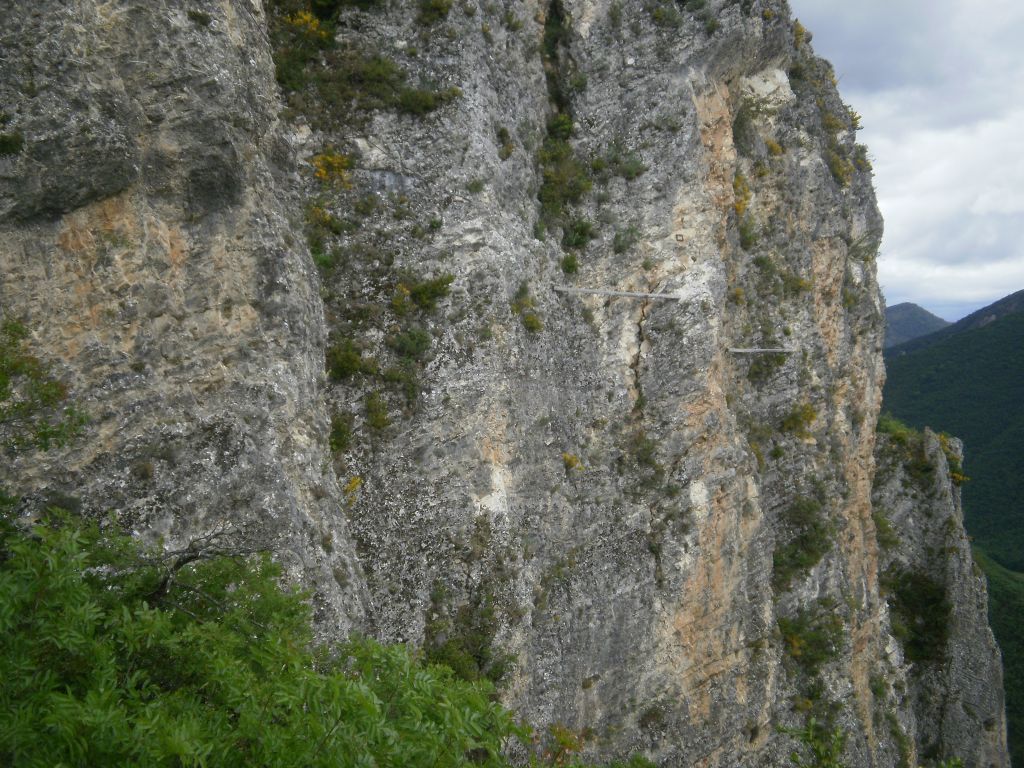 Le Rocher de Neuf Heures: dignelesbains050.jpg