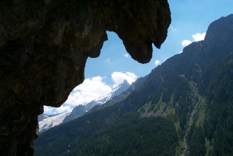 Les mines du Grand Cl�t: grave22.jpg