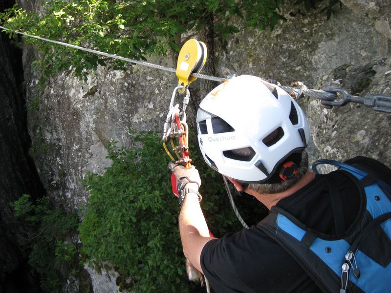 Puy des Juscles: lepertuis033.jpg