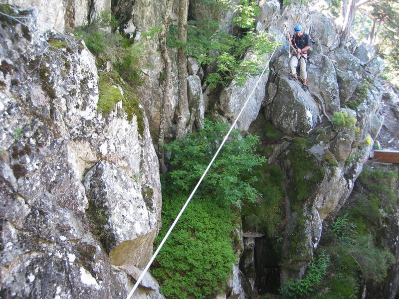 Puy des Juscles: lepertuis034.jpg