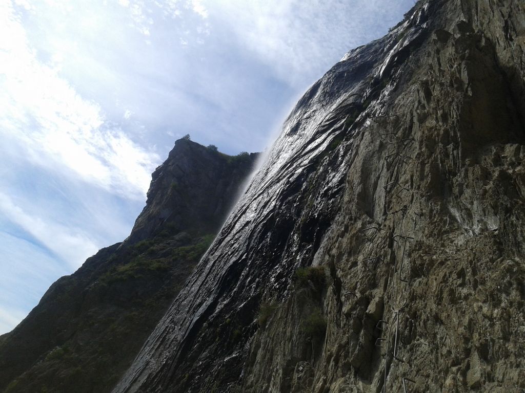 Le voile de la mari�e (cascade de la Pisse): mizoen032.jpg