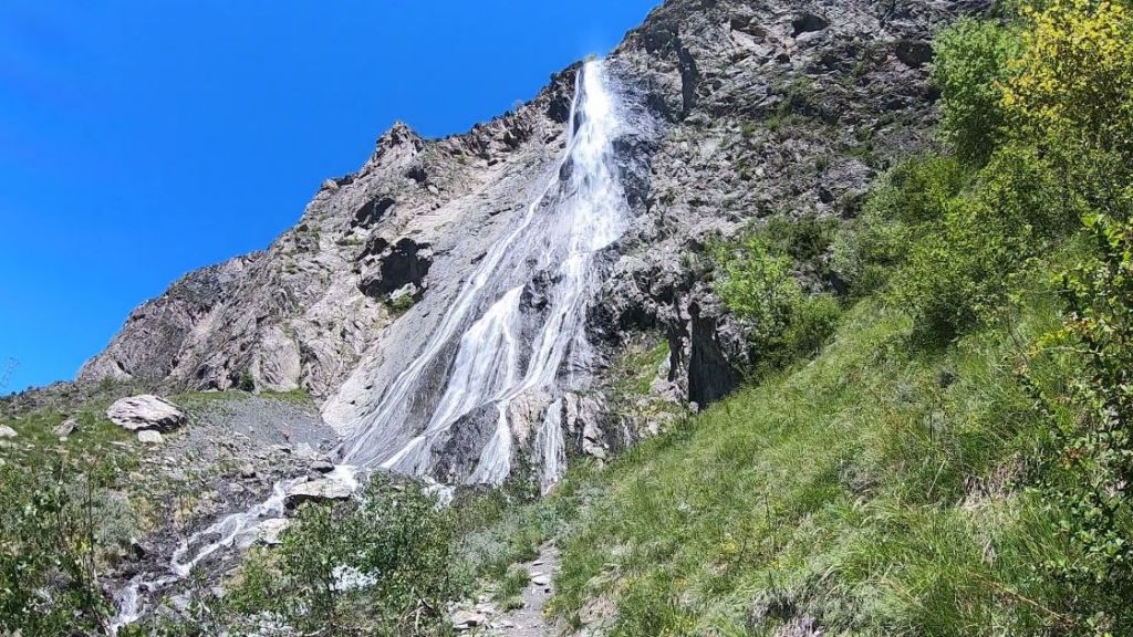 Le voile de la mari�e (cascade de la Pisse): mizoen046.jpg