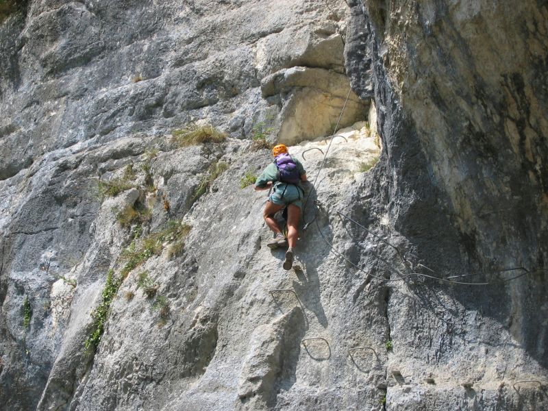 Les Baumes du Verneau: nanssoussainteanne001.jpg