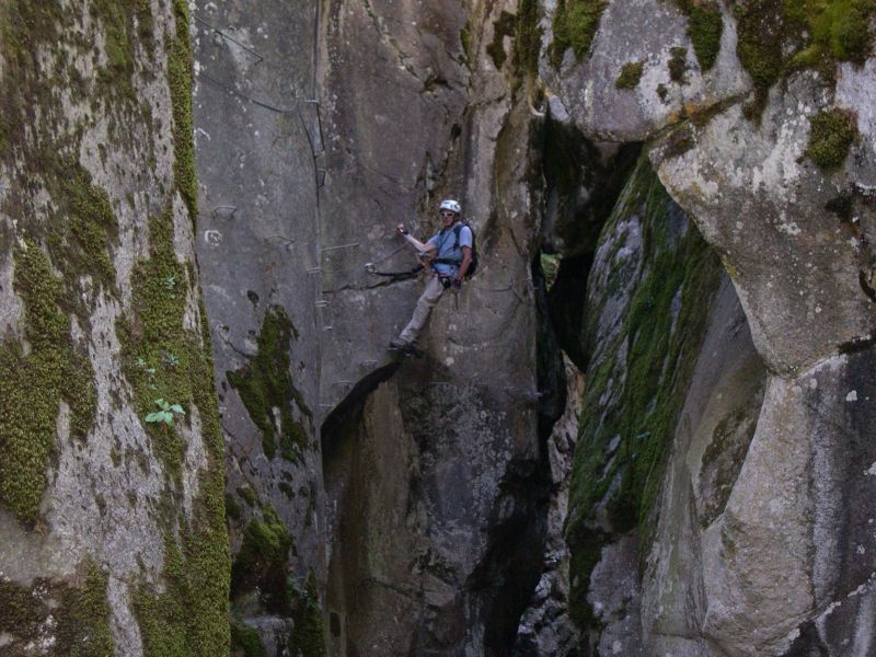 Les Gorges d�Ailefroide: pelvouxlesclaux003.jpg
