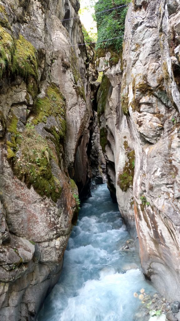 Les Gorges d�Ailefroide: pelvouxlesclaux046.jpg