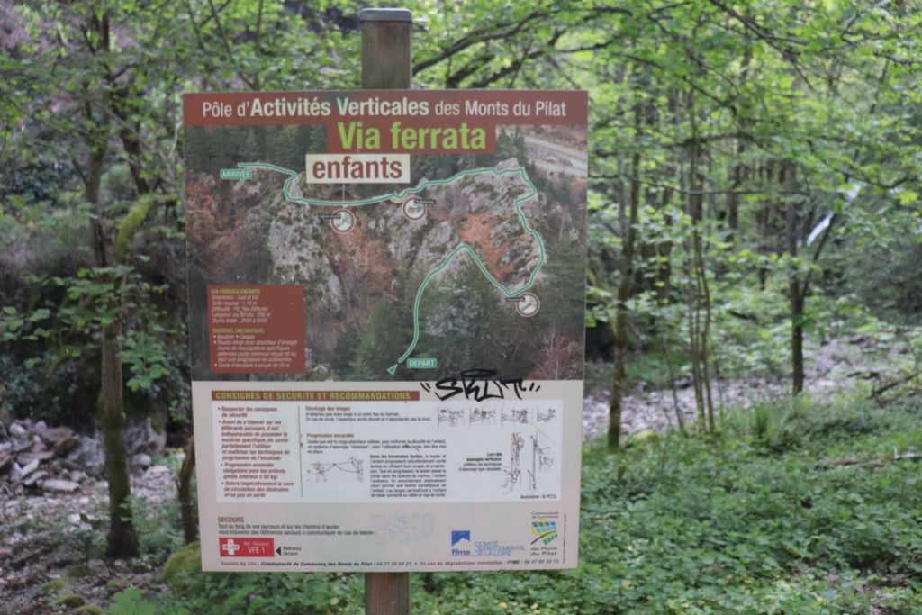 Les Pillots: planfoy110.jpg