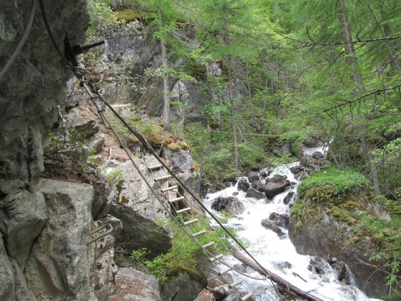 Le sentier de la combe: puystvincent013.jpg