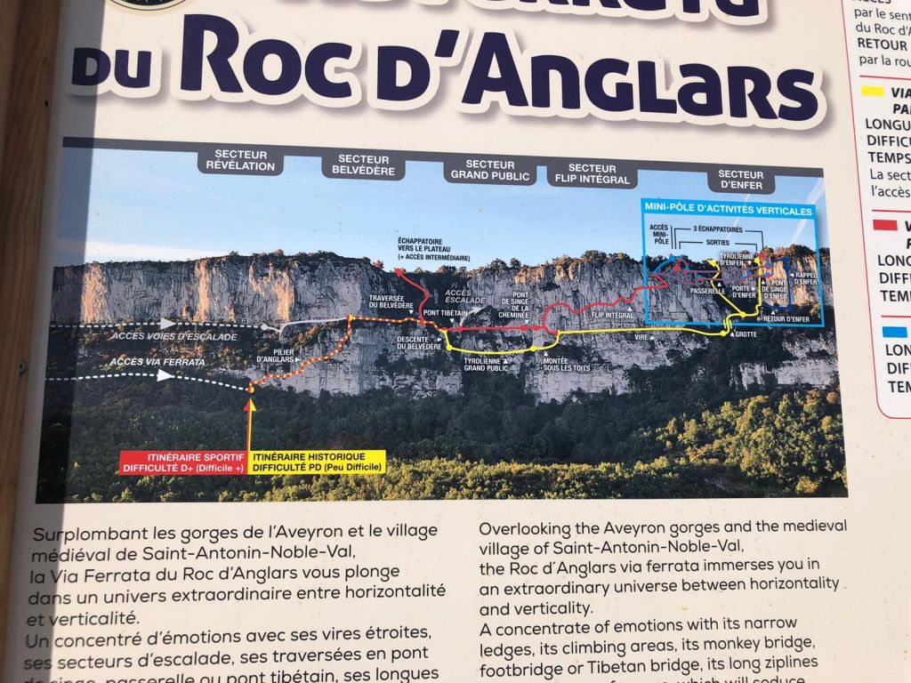 Le Roc d'Anglars: saintantoninnobleval013.jpg