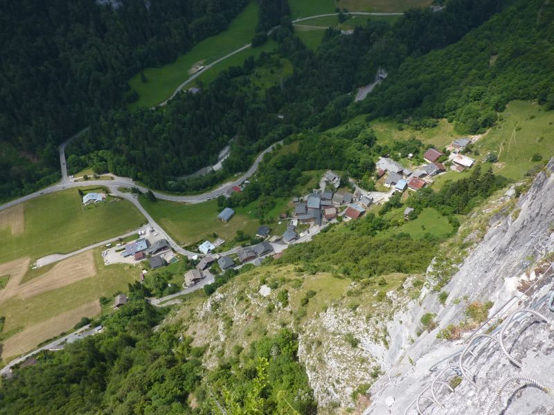 La t�te de l��l�phant: saintjeandaulps002.jpg