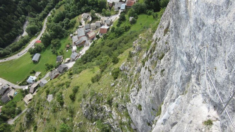 La t�te de l��l�phant: saintjeandaulps009.jpg