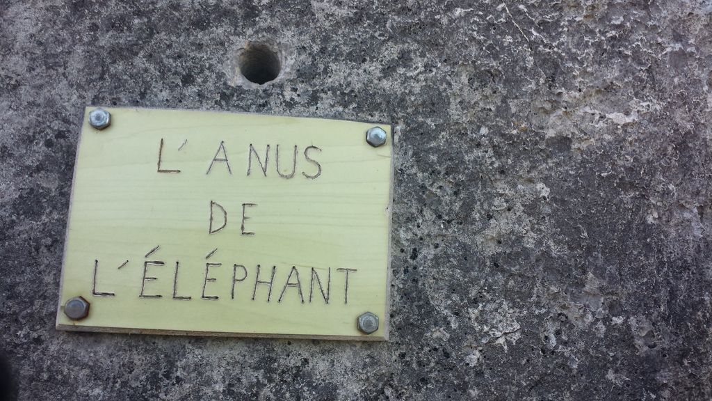 La t�te de l��l�phant: saintjeandaulps049.jpg
