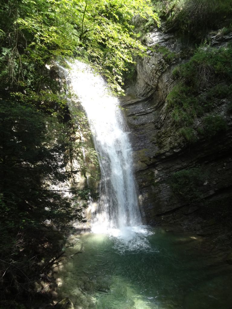 Rocher de l'Envers: saintvincentdemercuze003.jpg