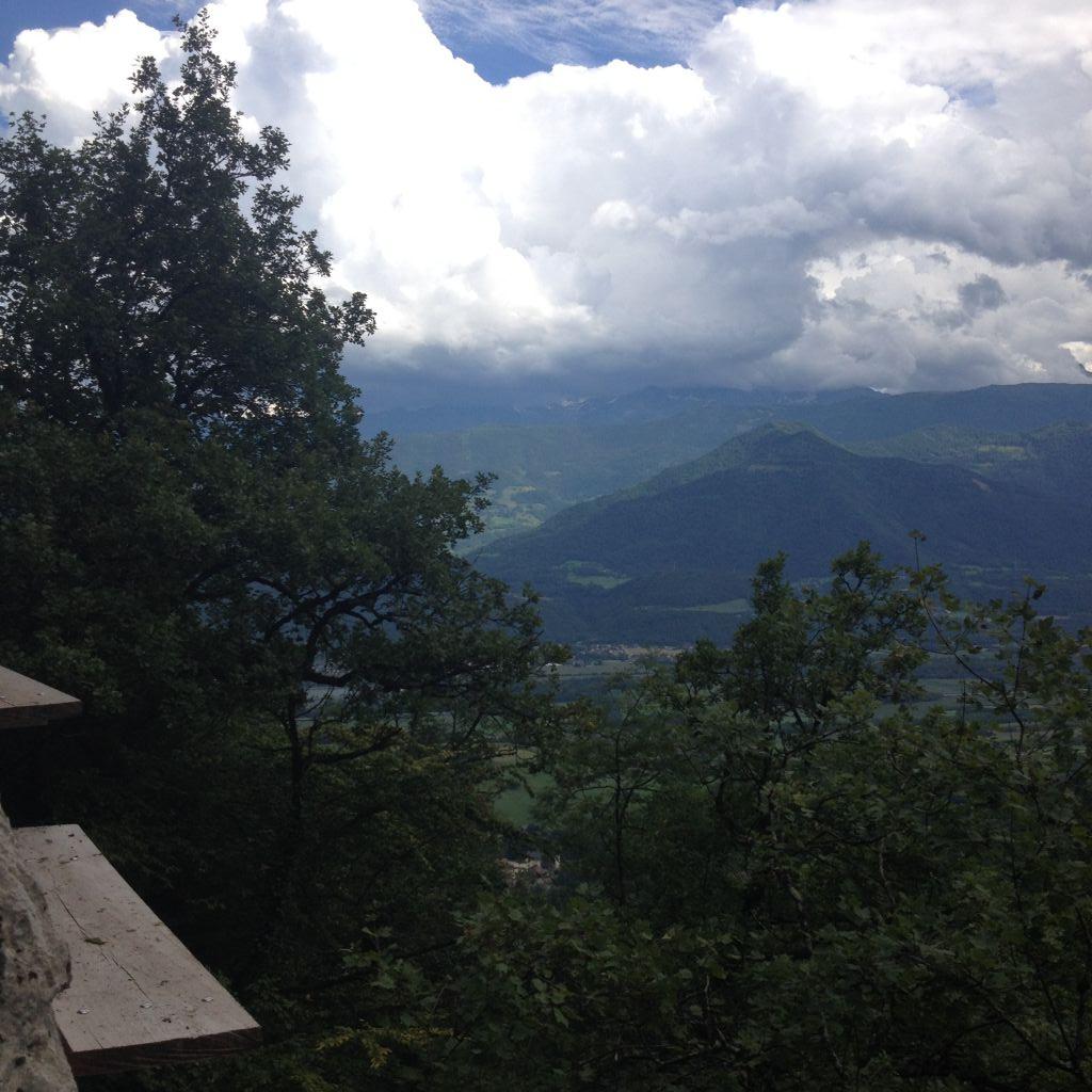 Rocher de l'Envers: saintvincentdemercuze018.jpg