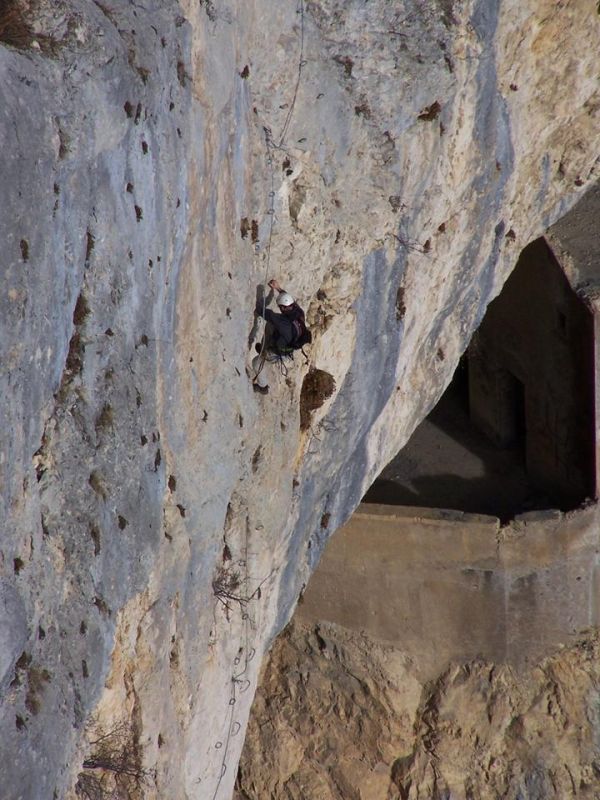 La grotte � Carret: stjeandarvey072.jpg