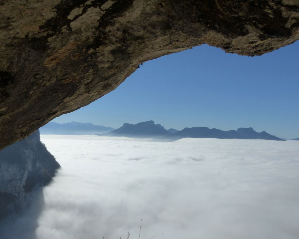 La grotte � Carret: stjeandarvey100.jpg