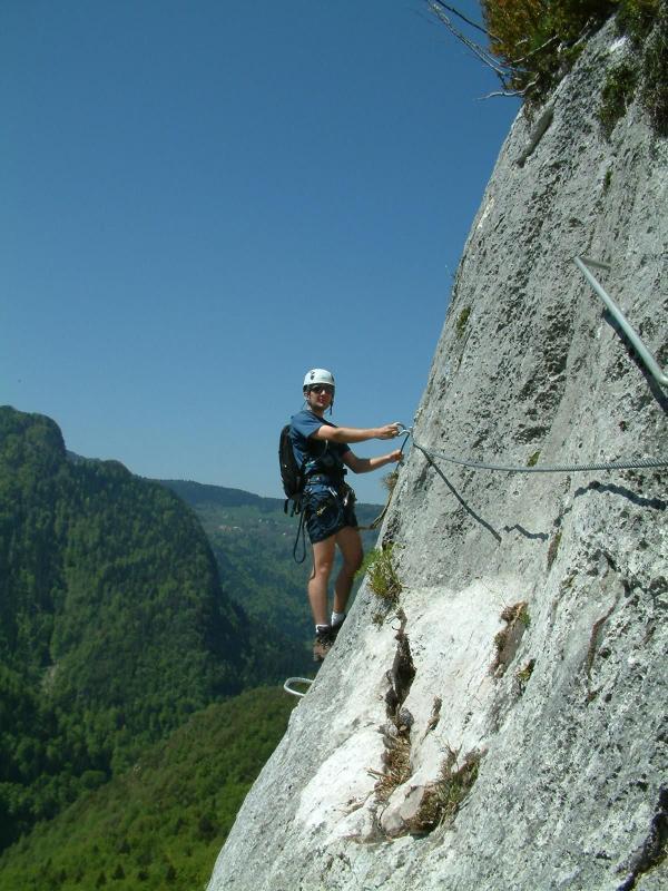 Roche Veyrand: stpierredentremont03.jpg
