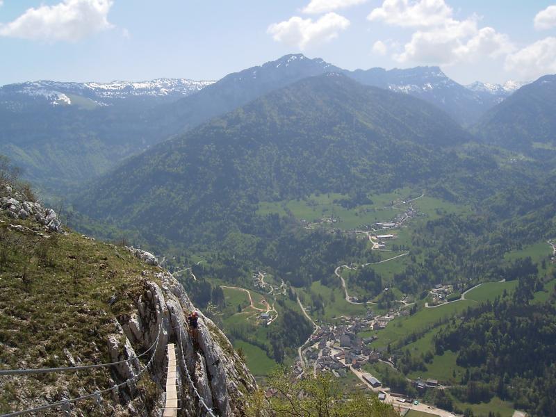Roche Veyrand: stpierredentremont07.jpg