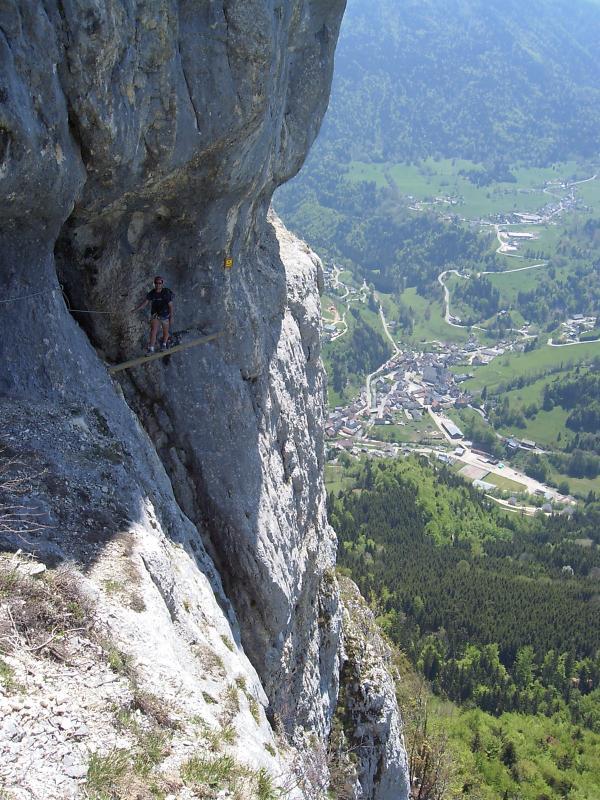 Roche Veyrand: stpierredentremont11.jpg