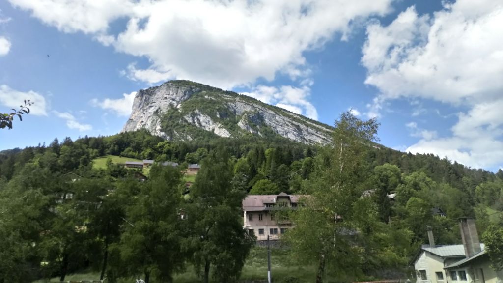 Roche Veyrand: stpierredentremont118.jpg