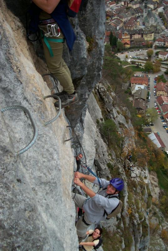 La Roche � l'Agathe: thones32.jpg