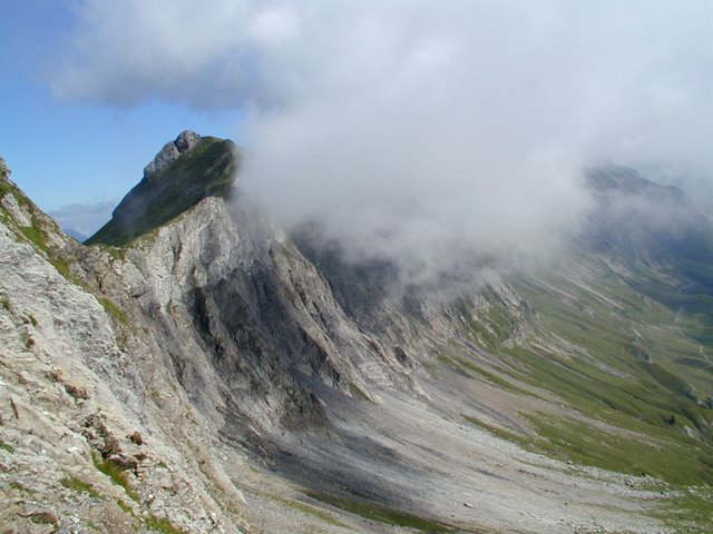 Randonn�e alpine du Golet de la Trouye: ugine01.jpg